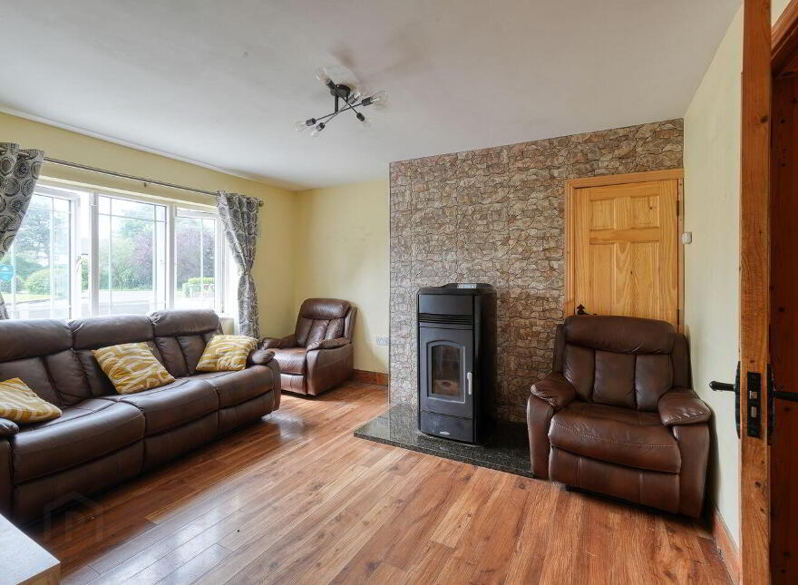 1 Saint Fintans, Terrace, Mountrath, R32AC96