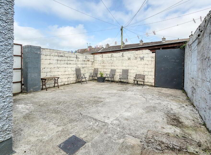 1 Saint Fintans, Terrace, Mountrath, R32AC96