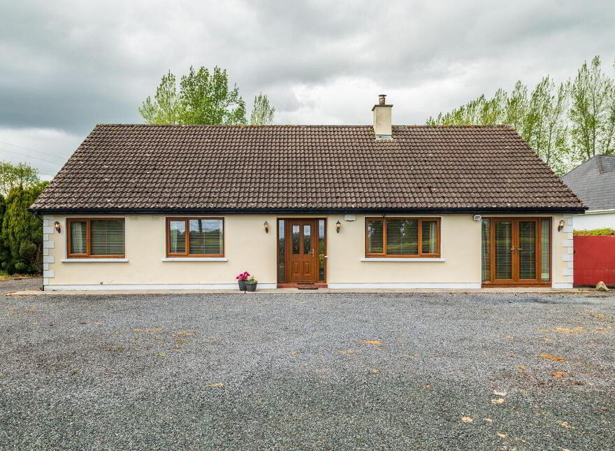 Moortown, Rathcoffey, W91T677