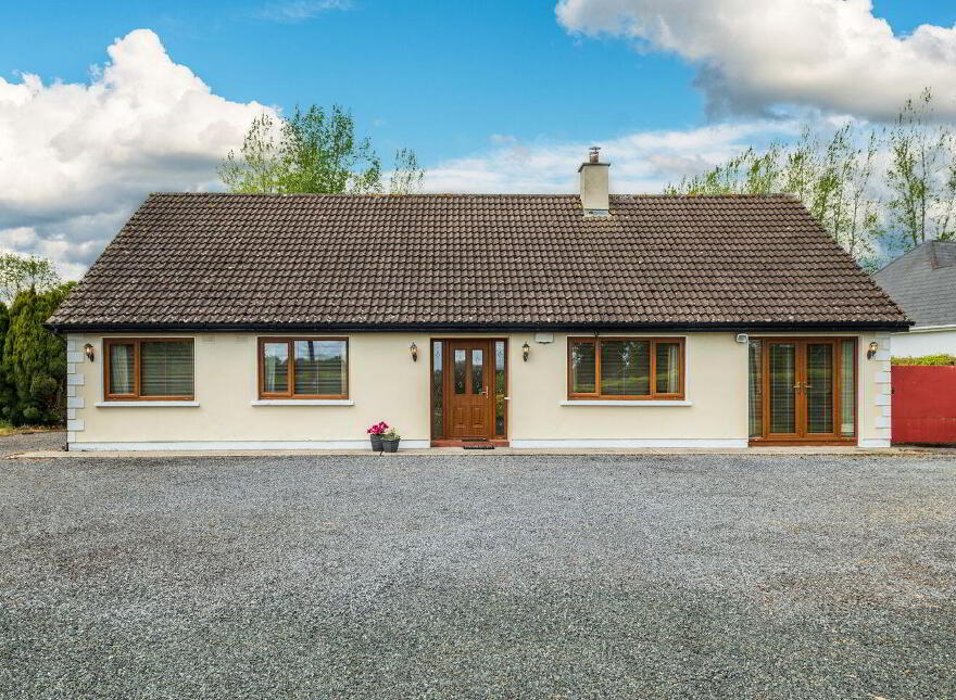 Moortown, Rathcoffey, W91T677