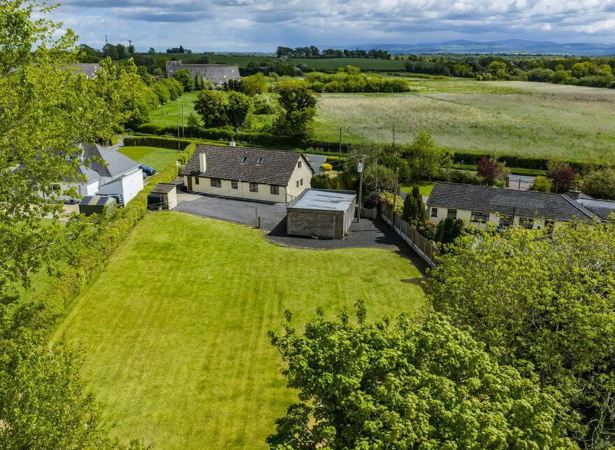 Moortown, Rathcoffey, W91T677