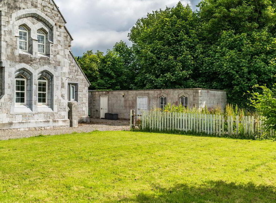Old Station House, Old Canal Harbour, Monasterevin, W34Y766