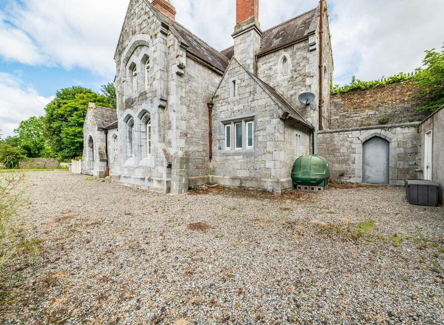 Old Station House, Old Canal Harbour, Monasterevin, W34Y766