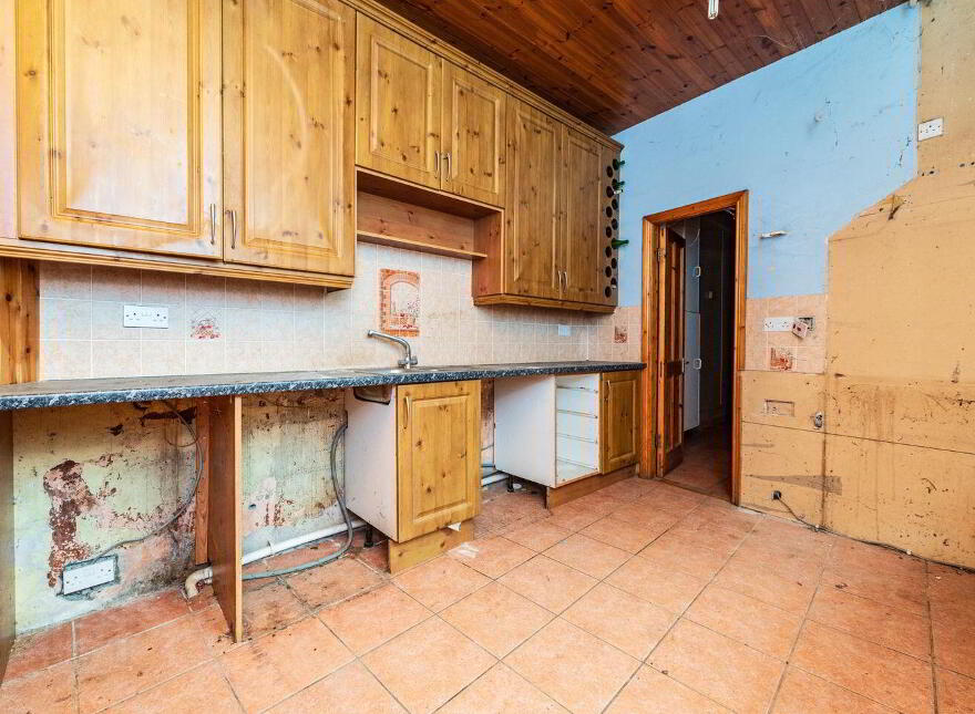 19 Duke Street, Athy, R14T202