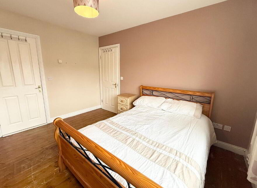 37 Newbury Park, Derrinturn, W91FV30