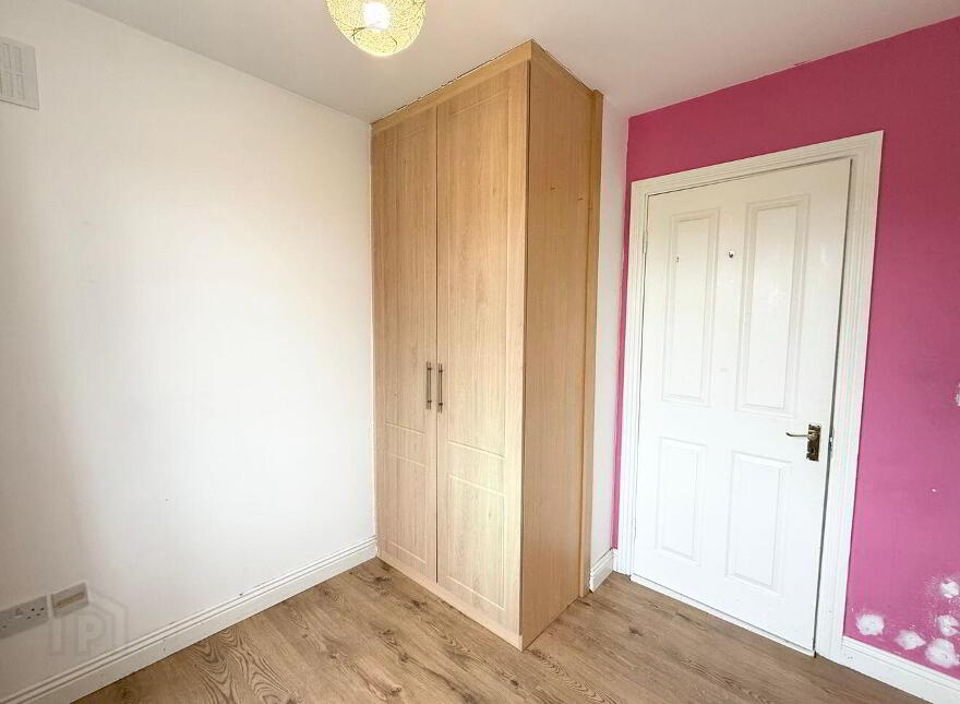 37 Newbury Park, Derrinturn, W91FV30