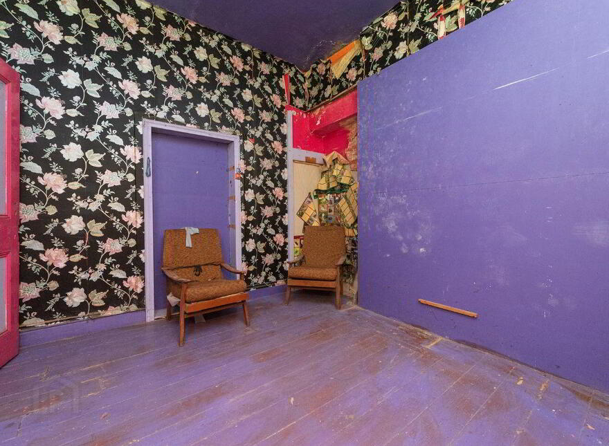 The Bargain Store And Tattoo Parlour, Kildare, R51CA29