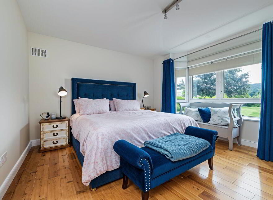 Donadea, Staplestown, W91TN1W