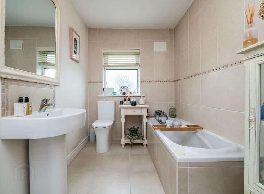Donadea, Staplestown, W91TN1W