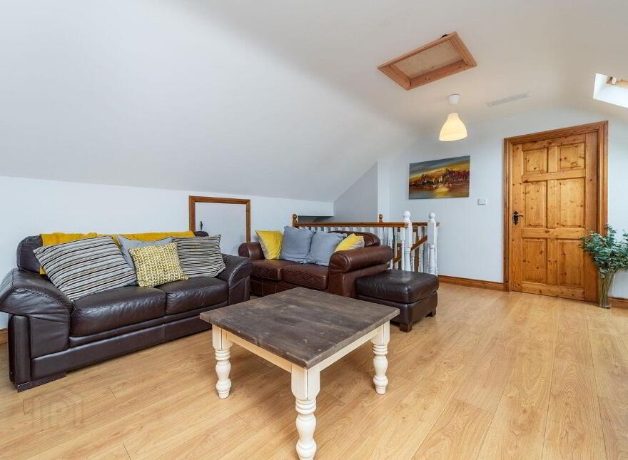 Donadea, Staplestown, W91TN1W