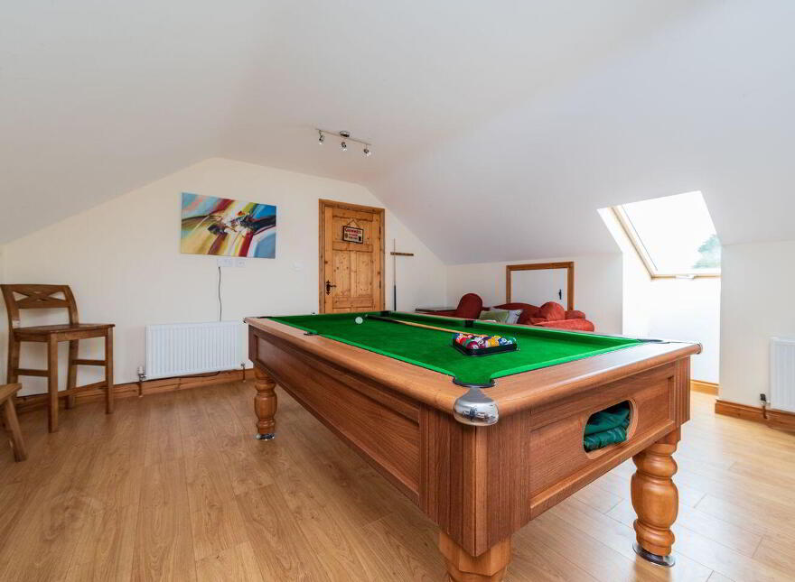 Donadea, Staplestown, W91TN1W
