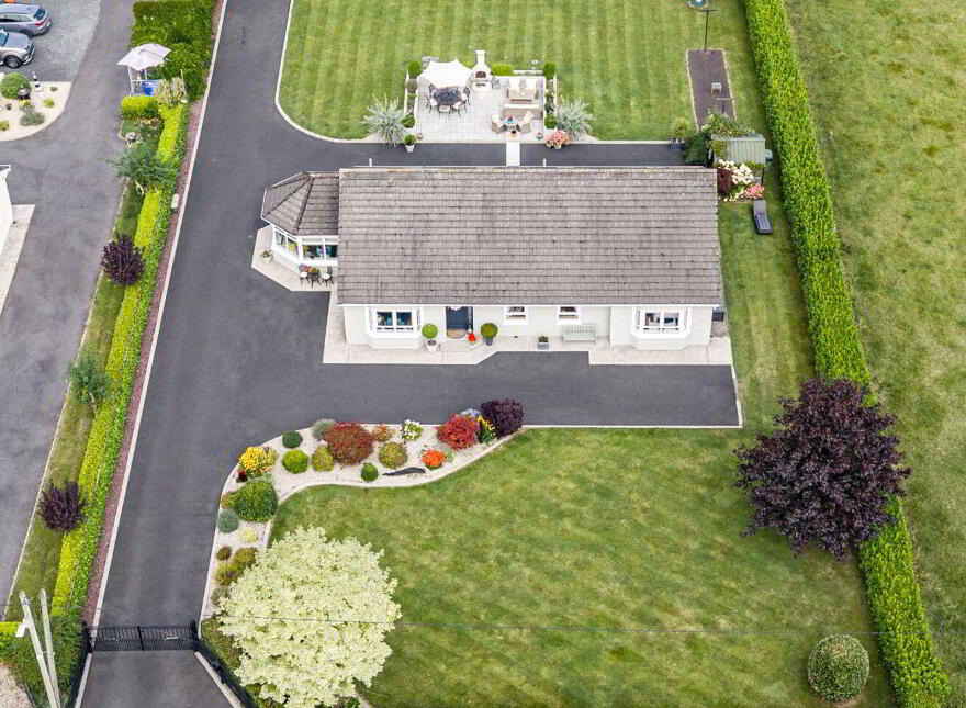 Donadea, Staplestown, W91TN1W