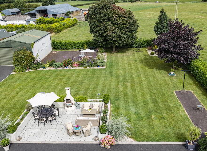 Donadea, Staplestown, W91TN1W