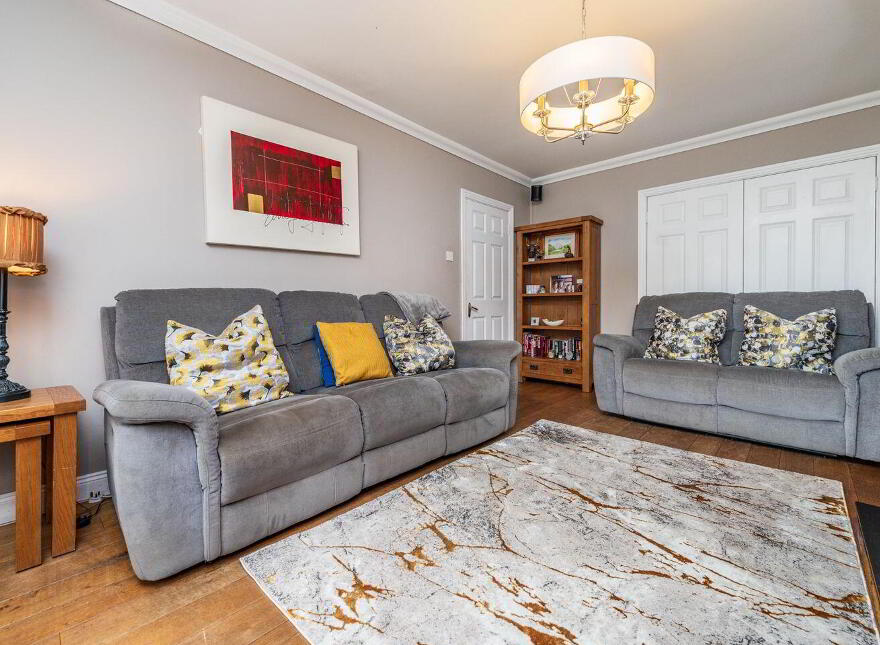 4 The Crescent, Graydon Manor, Robertstown, W91Y7H2