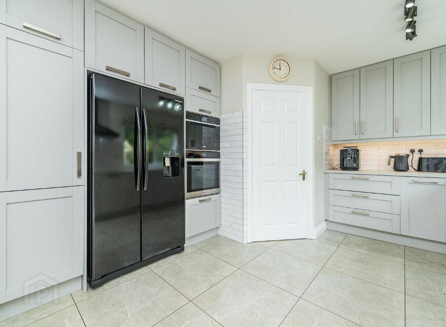 4 The Crescent, Graydon Manor, Robertstown, W91Y7H2