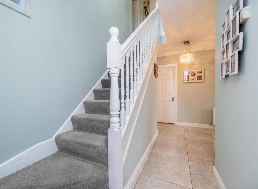 4 The Crescent, Graydon Manor, Robertstown, W91Y7H2
