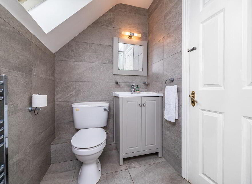 4 The Crescent, Graydon Manor, Robertstown, W91Y7H2