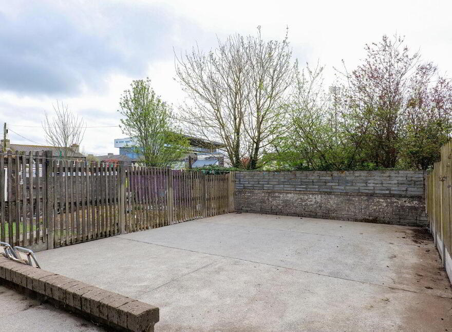 2 Connolly Terrace, Bohermore, H91EPP8