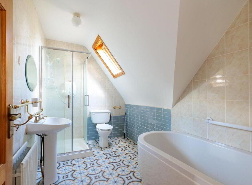 Aileach, Taylors Hill Road, H91C83W