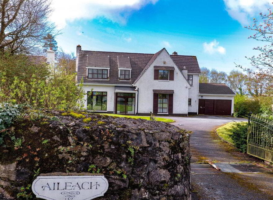 Aileach, Taylors Hill Road, H91C83W