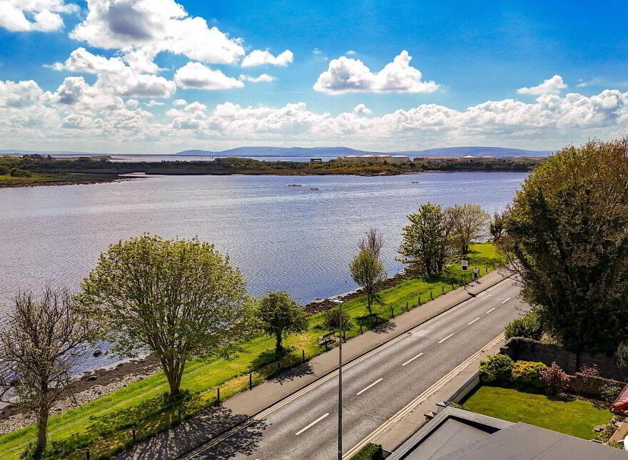 LA 18, 18 Lough Atalia Road, H91524H