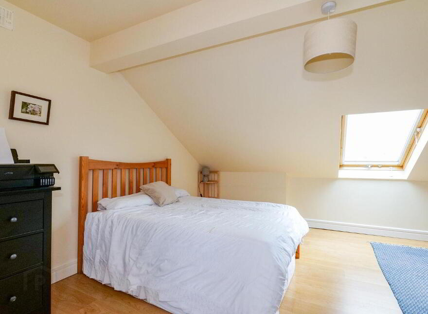 68 Ashthorn Avenue, Headford, H91AW9K