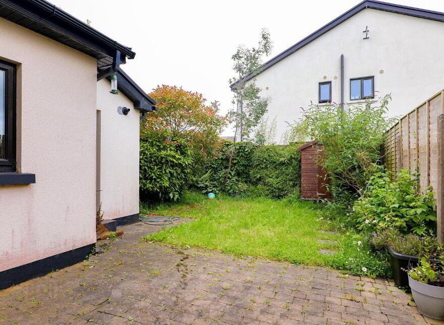 68 Ashthorn Avenue, Headford, H91AW9K
