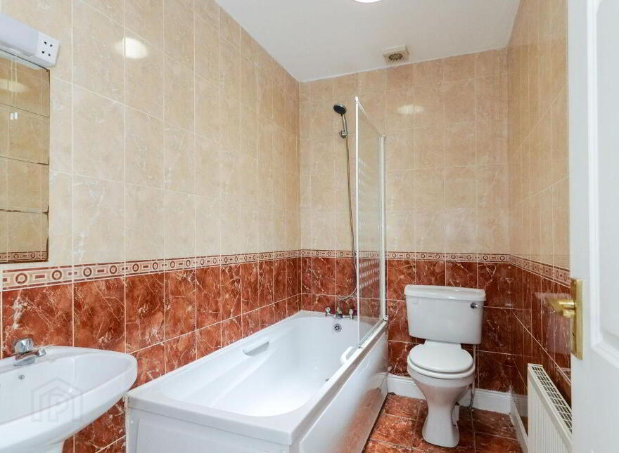 18 An Fiodán, Doughiska, Briarhill, H91HD6X