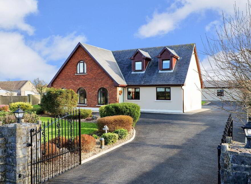 The Gables, Cloonacauneen, Claregalway, H91X8K7 photo