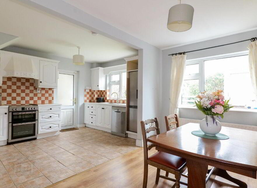 64 Castlelawn Heights, Headford Road, H91FF2C
