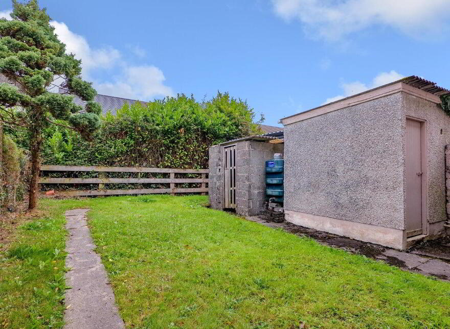 64 Castlelawn Heights, Headford Road, H91FF2C
