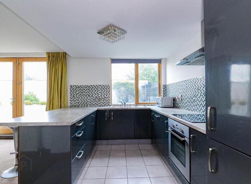 14 Tobar Na Mban, Lough Atalia Road, H91KV7P