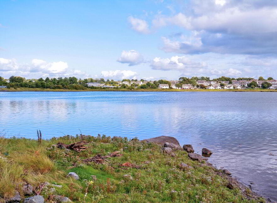 14 Tobar Na Mban, Lough Atalia Road, H91KV7P
