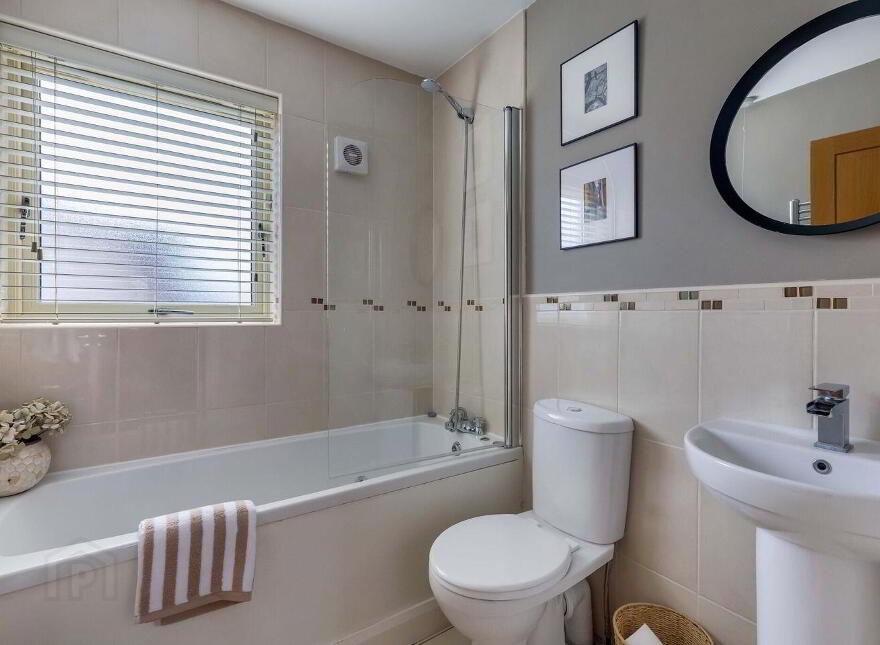 201 Churchfields, Ashbourne, A84A663