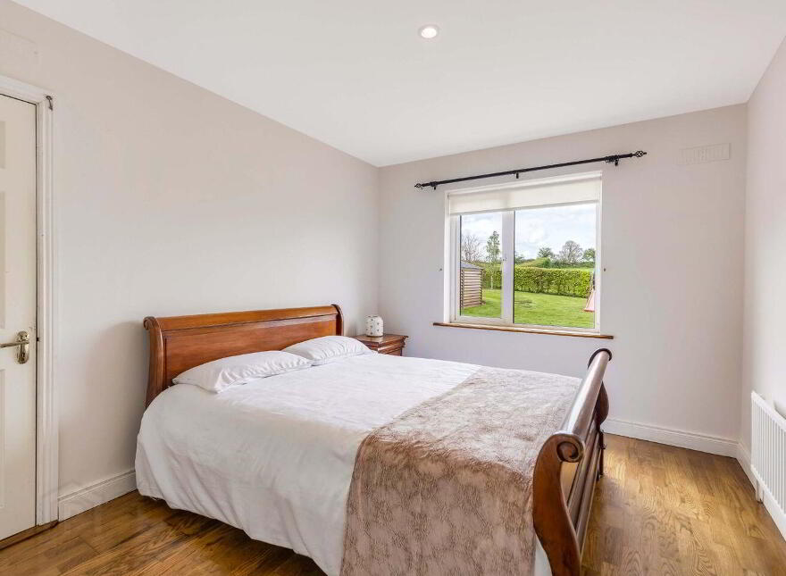 Castlecor, Oldcastle, A82WR15