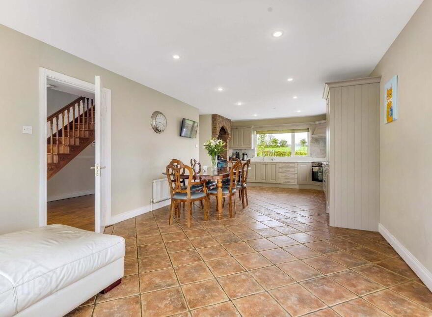 Castlecor, Oldcastle, A82WR15