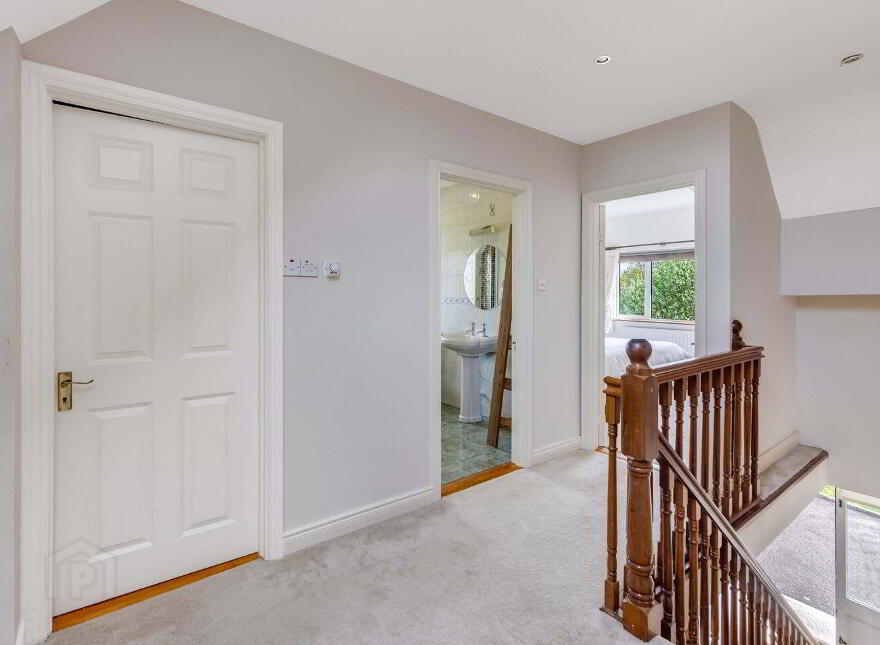 Castlecor, Oldcastle, A82WR15