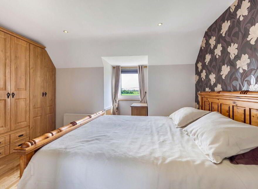 Castlecor, Oldcastle, A82WR15
