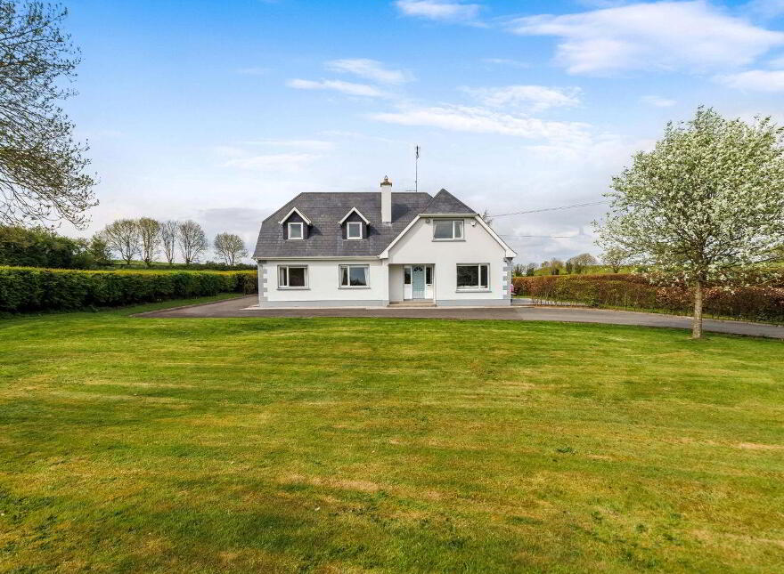 Castlecor, Oldcastle, A82WR15