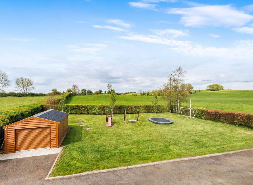 Castlecor, Oldcastle, A82WR15