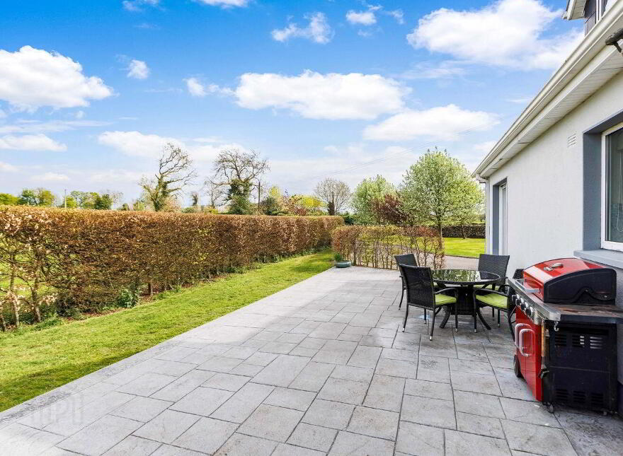 Castlecor, Oldcastle, A82WR15