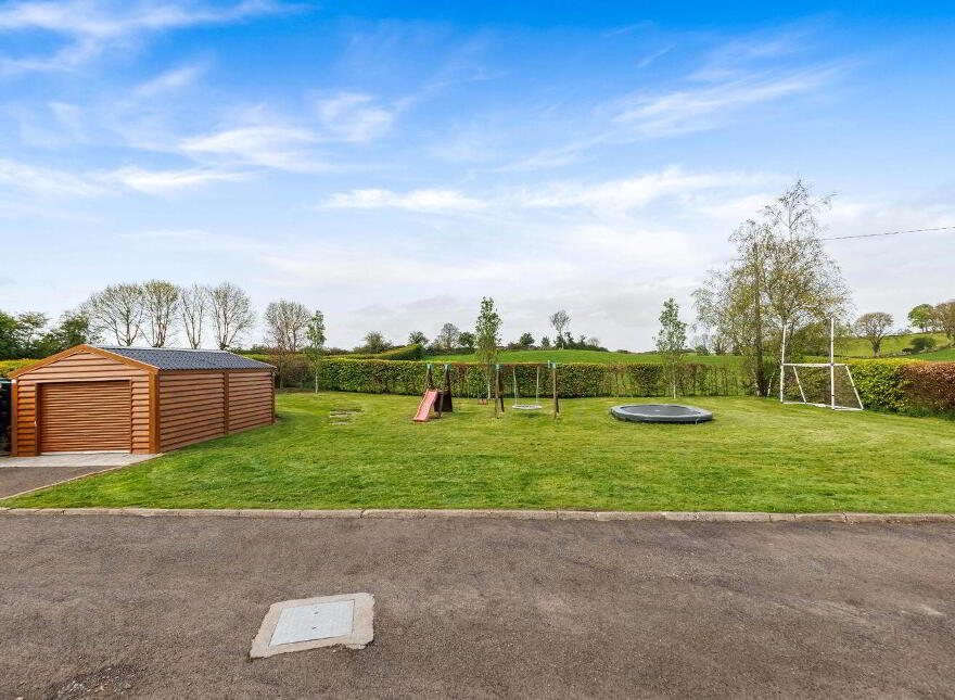Castlecor, Oldcastle, A82WR15