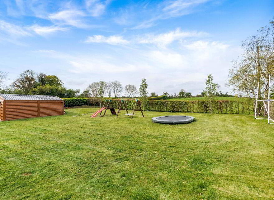 Castlecor, Oldcastle, A82WR15