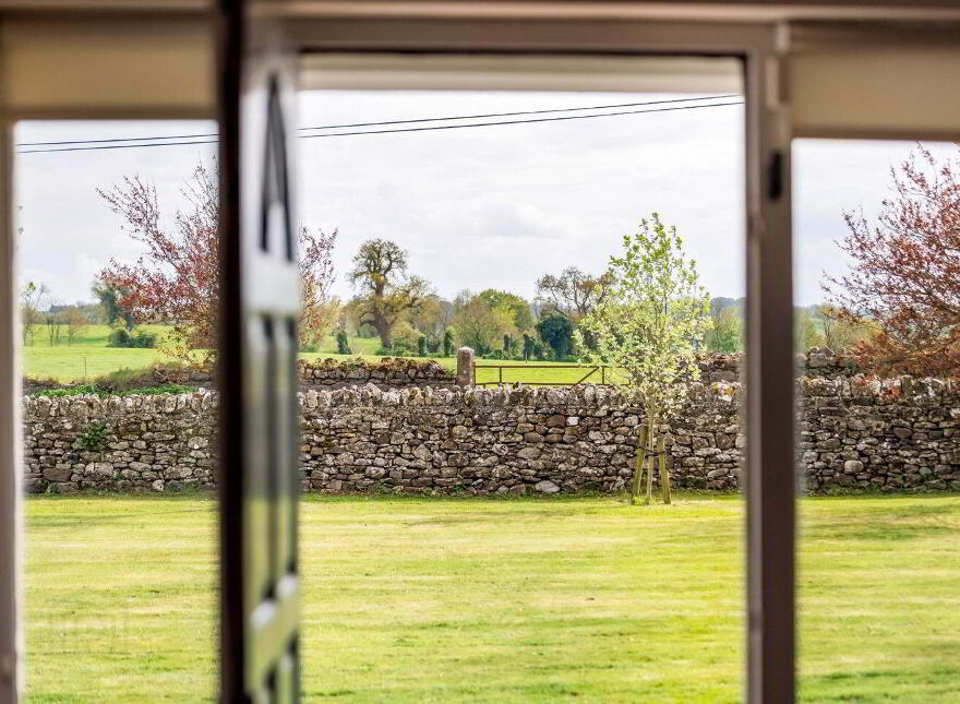 Castlecor, Oldcastle, A82WR15