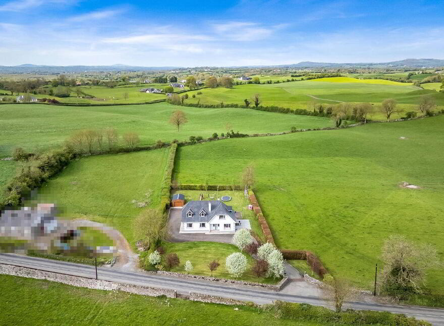 Castlecor, Oldcastle, A82WR15