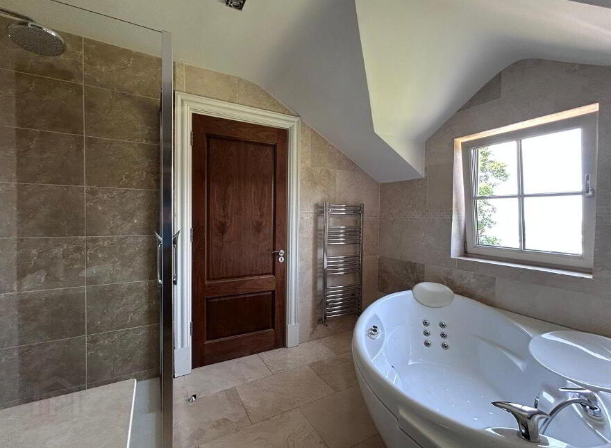 Scrouthea, Clonmel, E91E5V2
