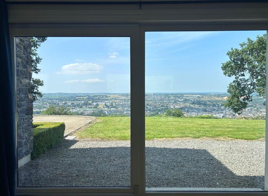 Scrouthea, Clonmel, E91E5V2