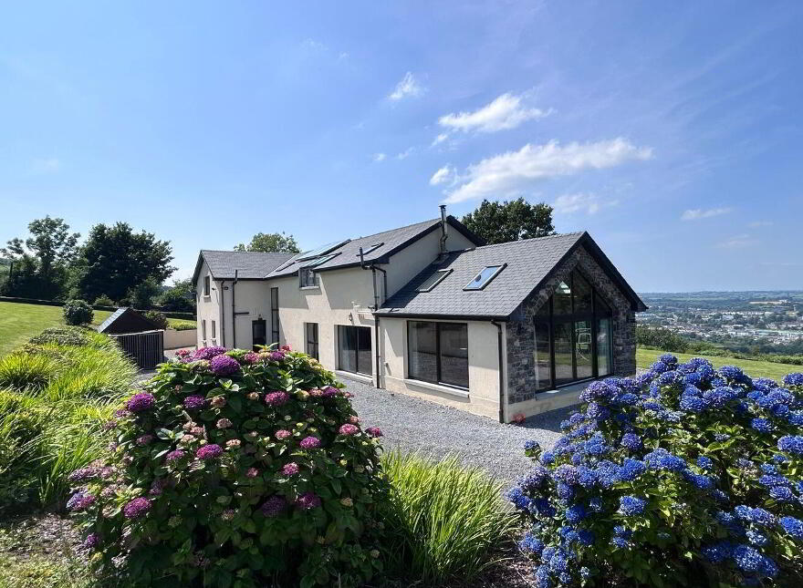 Scrouthea, Clonmel, E91E5V2