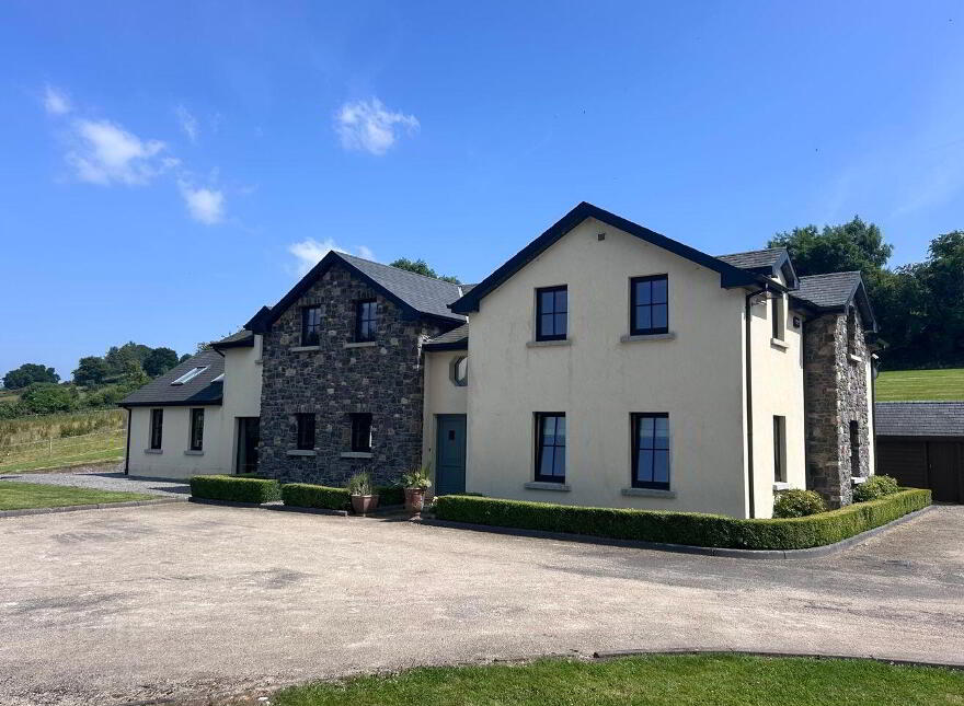 Scrouthea, Clonmel, E91E5V2