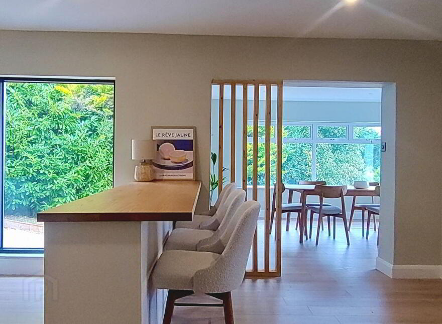 Cahir Abbey Upper, Mountain Road, Cahir, E21W889